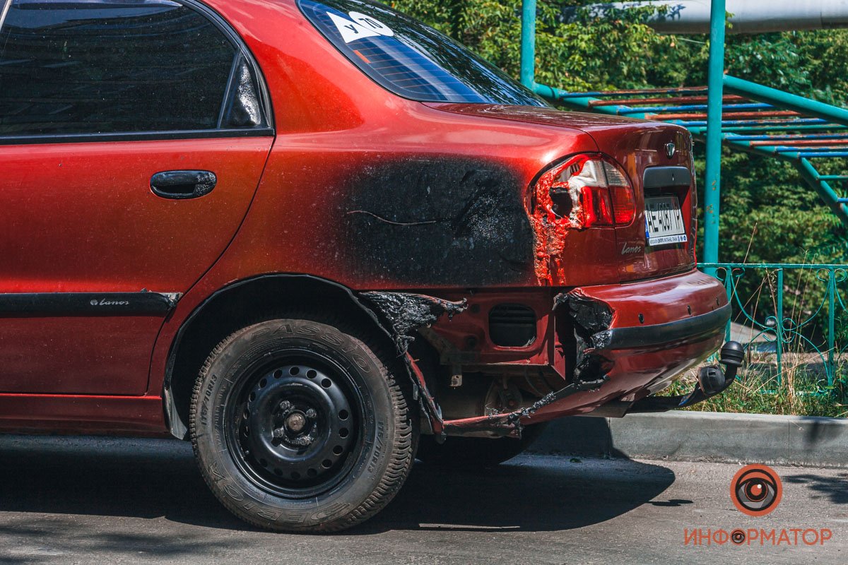 На место приехали полицейские и спасатели