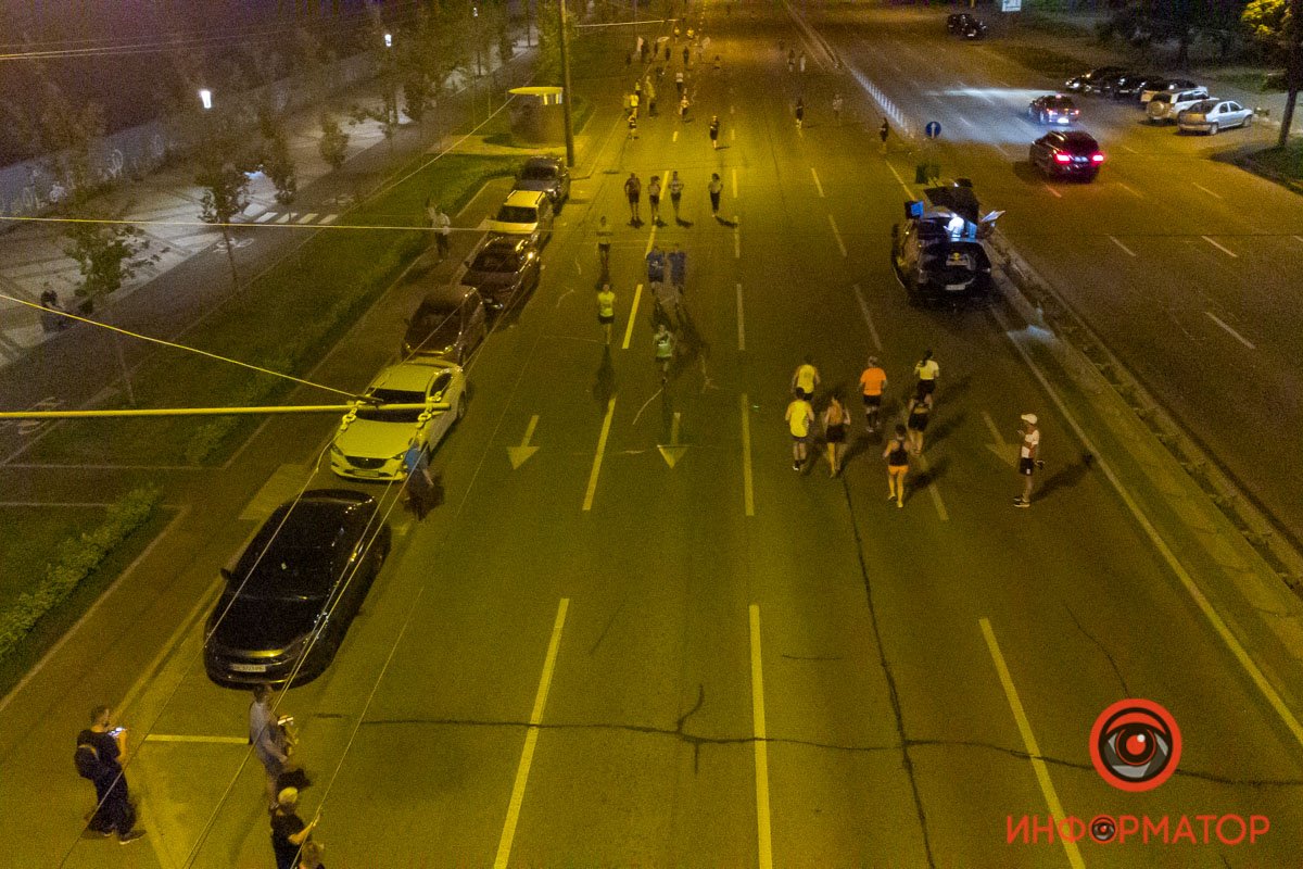 Бегут к кольцу на Победе