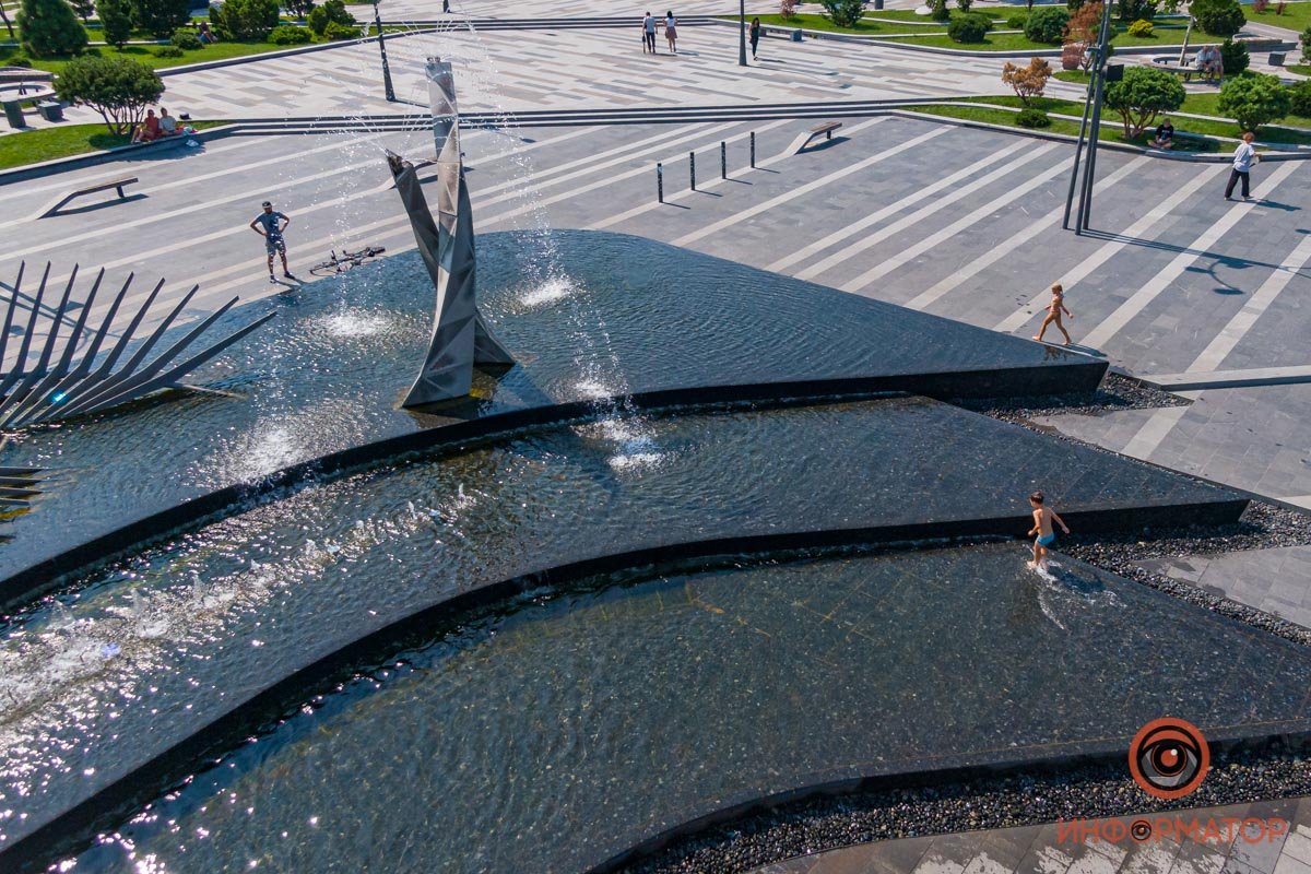 Фонтан не предназначен для купания Фонтан не предназначен для купания