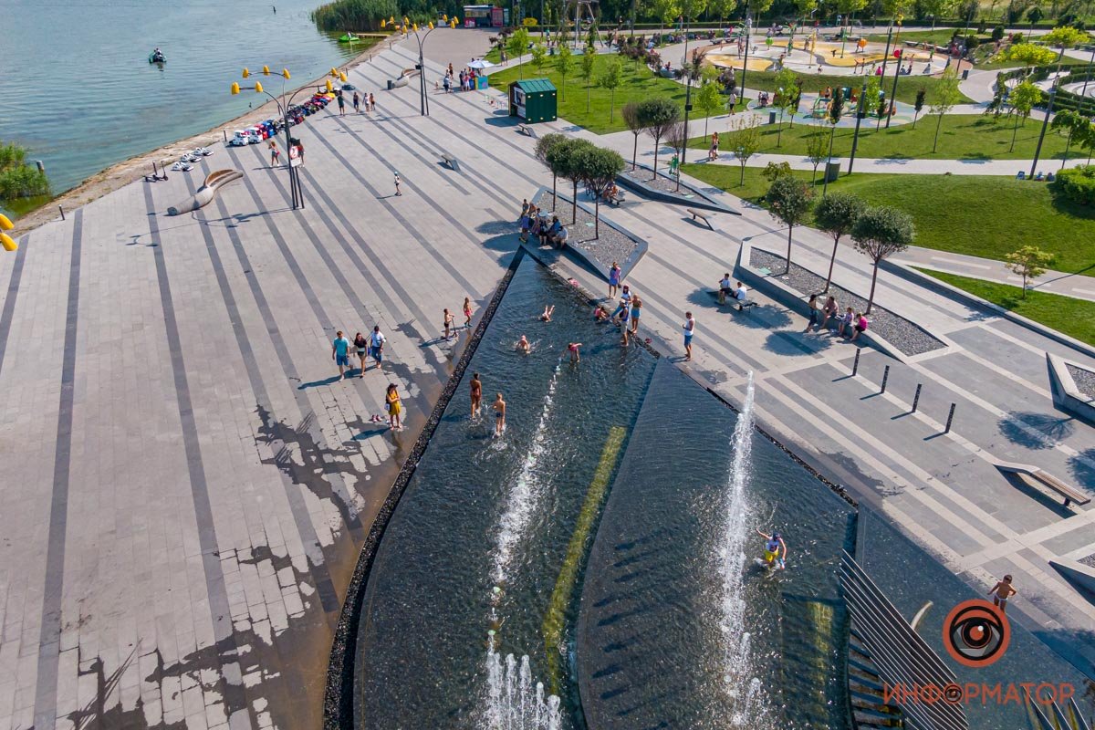 Лучше выбрать другое место для купания Лучше выбрать другое место для купания