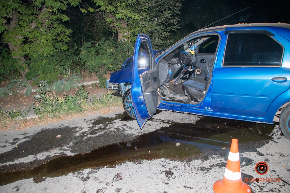 Патрульные составили на водителя протоколы по 124 и 130 статьям КУоАП Патрульные составили на водителя протоколы по 124 и 130 статьям КУоАП