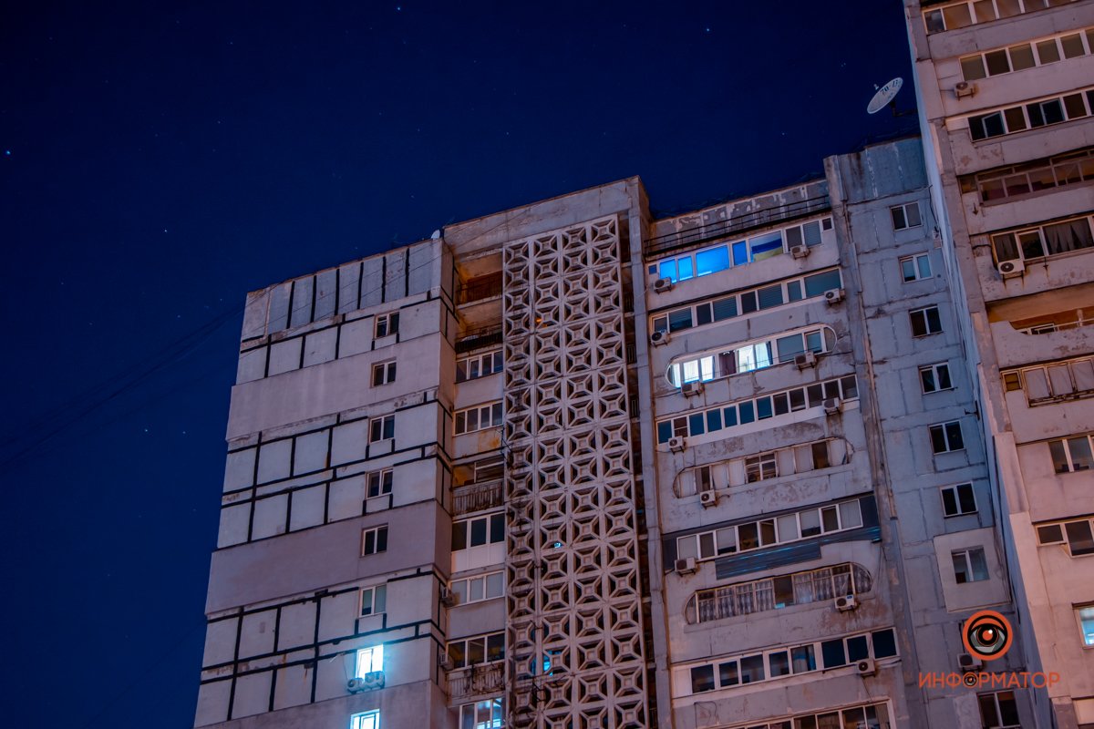 Свет в окнах Свет в окнах