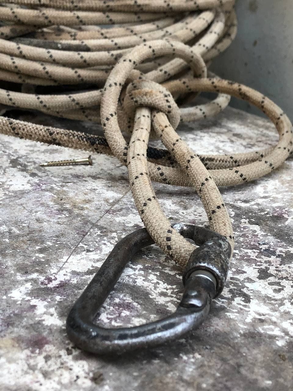 Предварительная причина - оборвавшийся трос