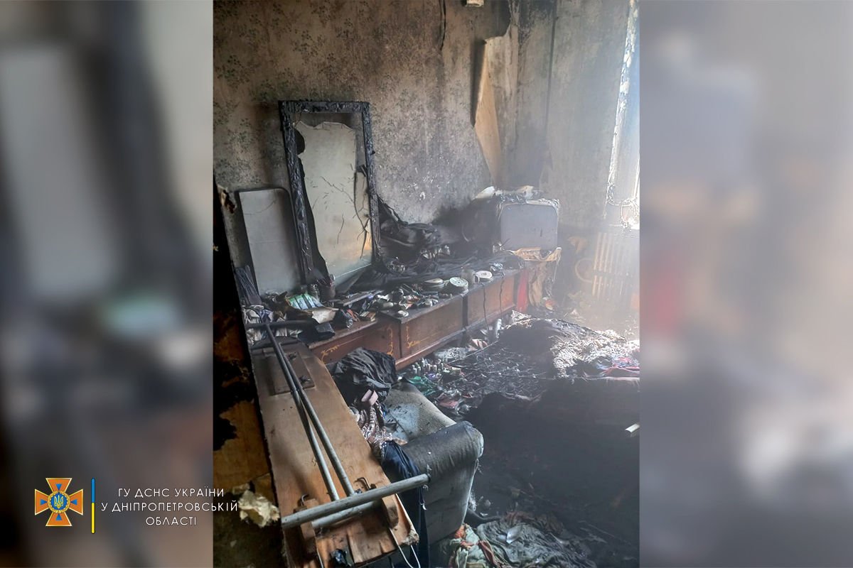 27 июля в Павлограде, на улице Сташкова случился пожар 27 июля в Павлограде, на улице Сташкова случился пожар