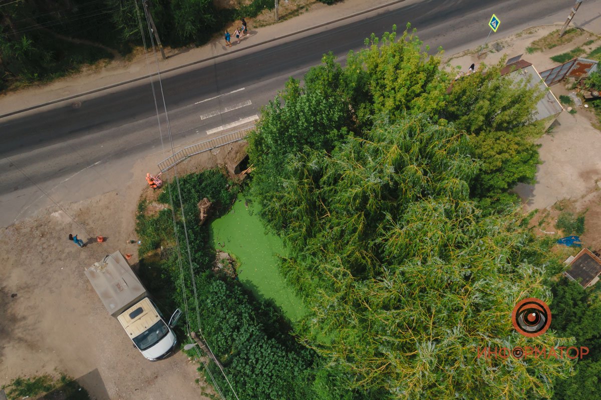 В Днепре устанавливают ограду над речкой Гнилокиш, куда упала женщина с детской коляской 10