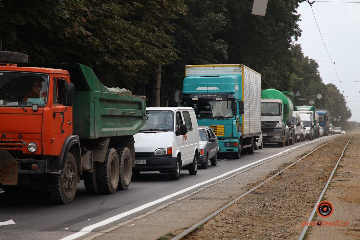 Пробка по Мазепы в сторону Нигояна