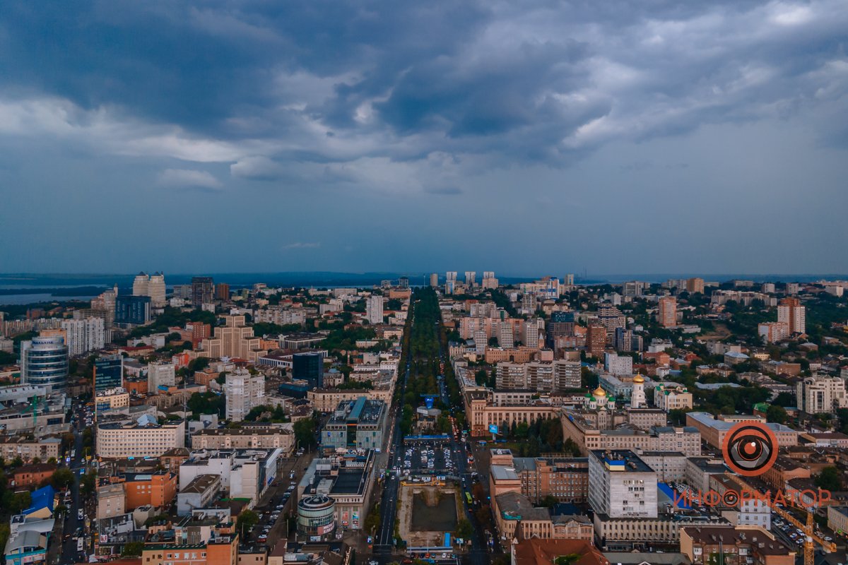 В Днепре прошел долгожданный летний дождь 5