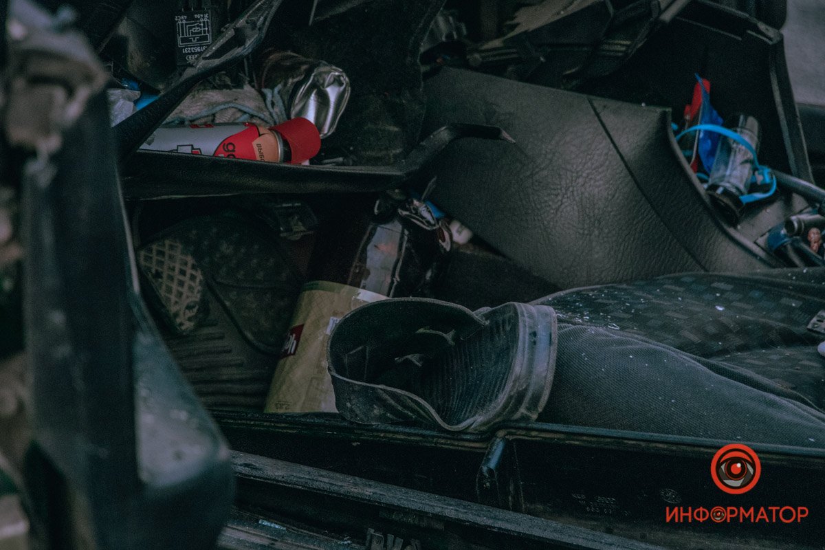 Позже скорую и вызвали для водителя микроавтобуса, так как он пожаловался на ухудшение состояние и боль в грудной клетке Позже скорую и вызвали для водителя микроавтобуса, так как он пожаловался на ухудшение состояние и боль в грудной клетке