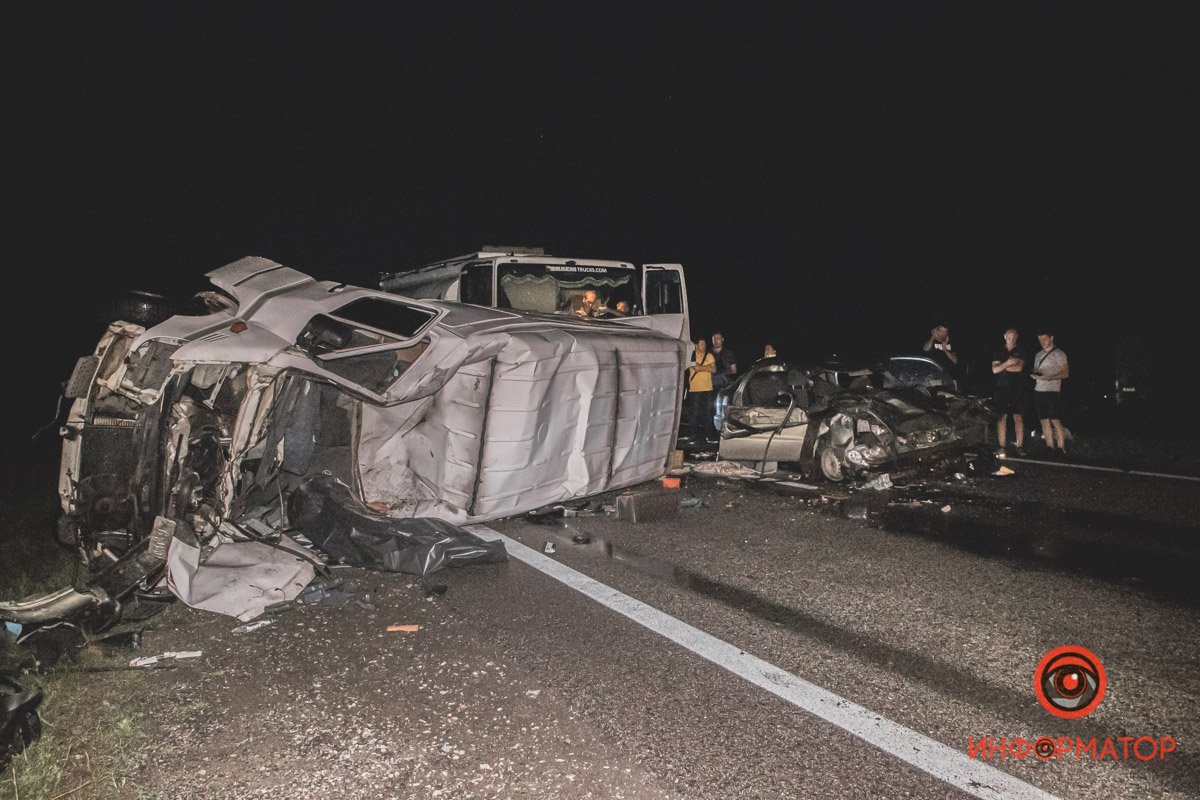 Mercedes перевернулся 