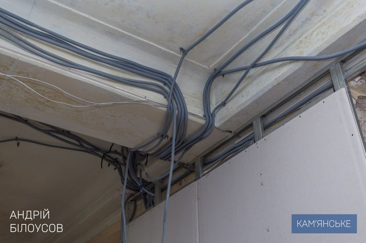 Больницы Каменского продолжают приводить в порядок 2