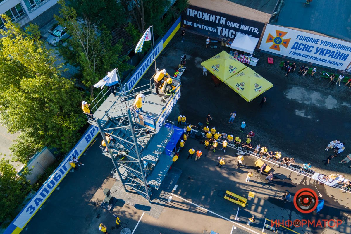 31 июля в Днепре состоялись соревнования среди спасателей 31 июля в Днепре состоялись соревнования среди спасателей