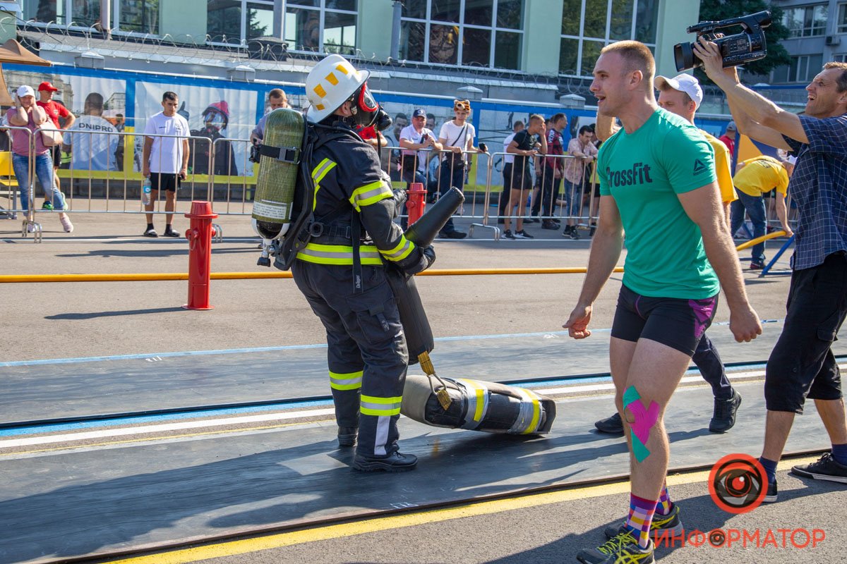 Манекен весит 80 килограмм Манекен весит 80 килограмм