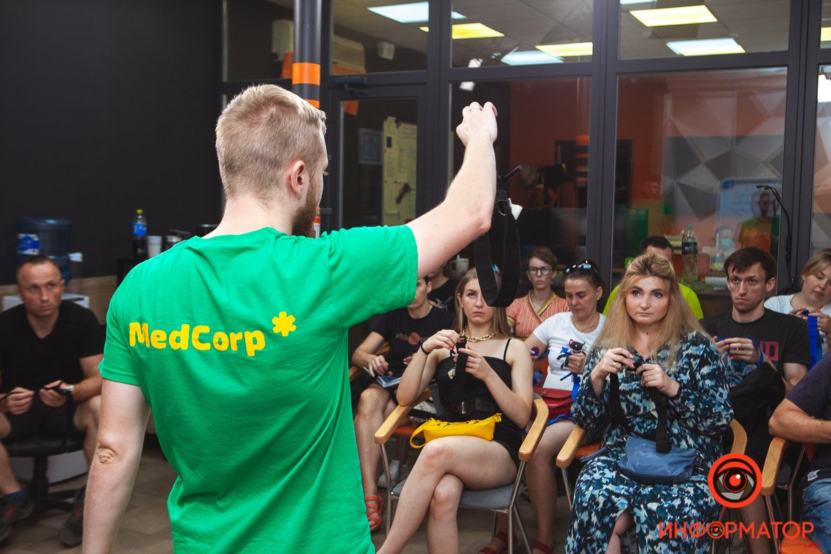 В лектории Информатора прошли лекции об оказании первой помощи и о том, как распознать манипуляции в отношениях 18