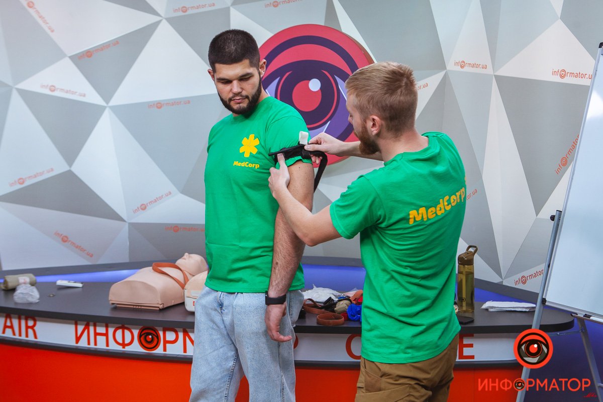 В лектории Информатора прошли лекции об оказании первой помощи и о том, как распознать манипуляции в отношениях 27