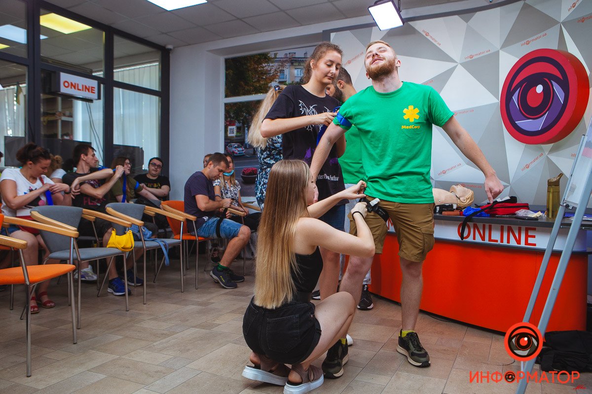 В лектории Информатора прошли лекции об оказании первой помощи и о том, как распознать манипуляции в отношениях 28