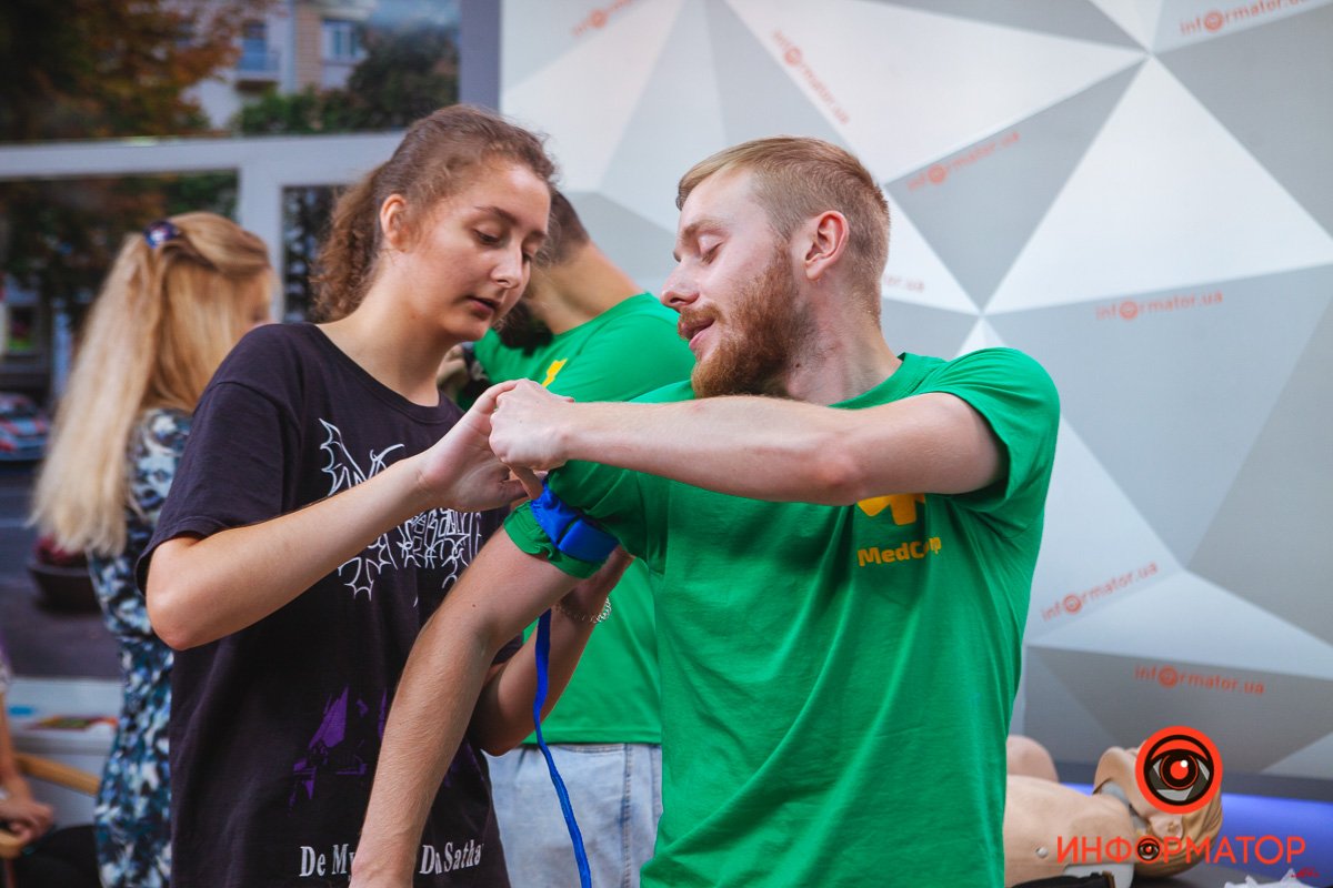 В лектории Информатора прошли лекции об оказании первой помощи и о том, как распознать манипуляции в отношениях 29