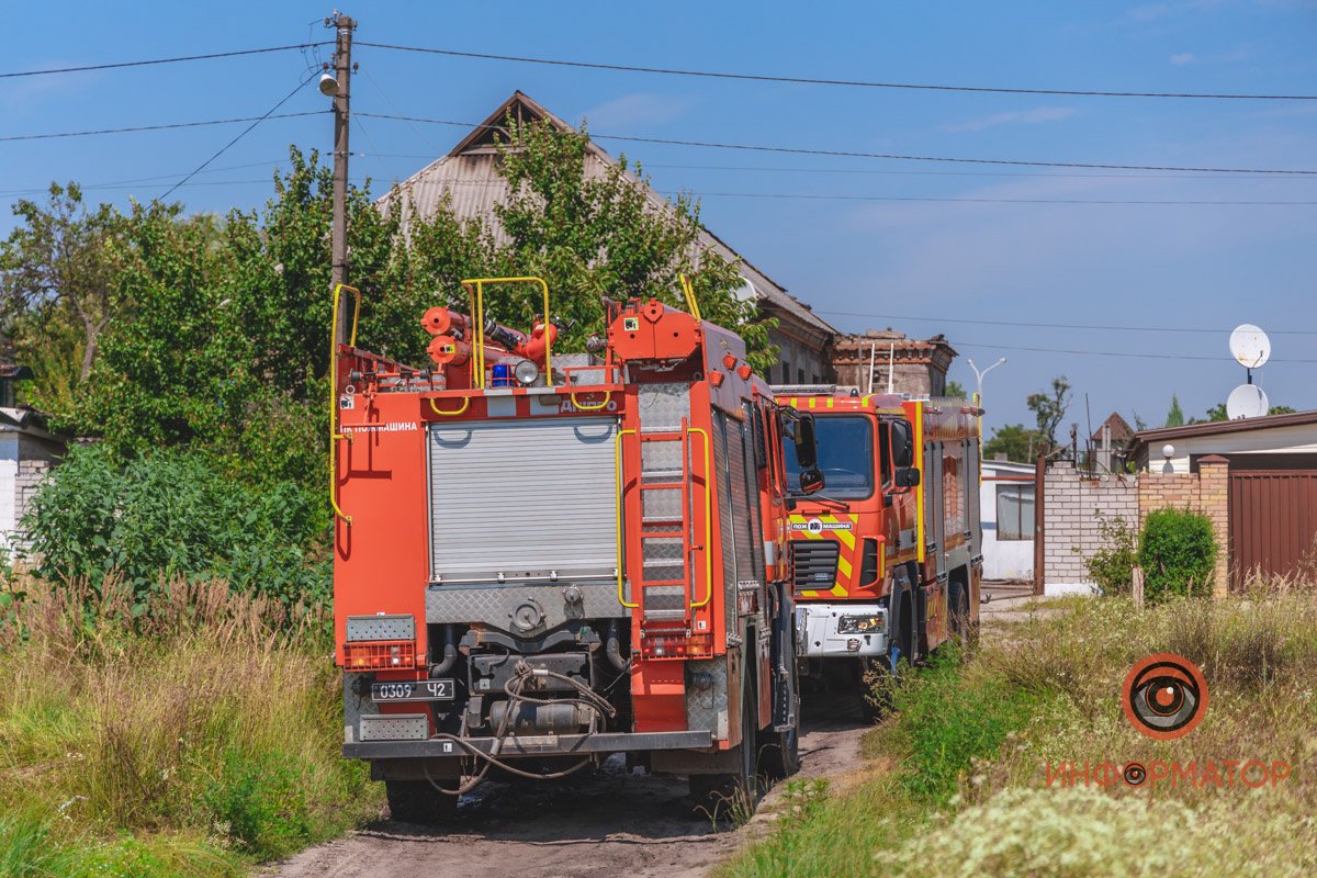 Сотрудники ГСЧС оперативно приехали на вызов Сотрудники ГСЧС оперативно приехали на вызов