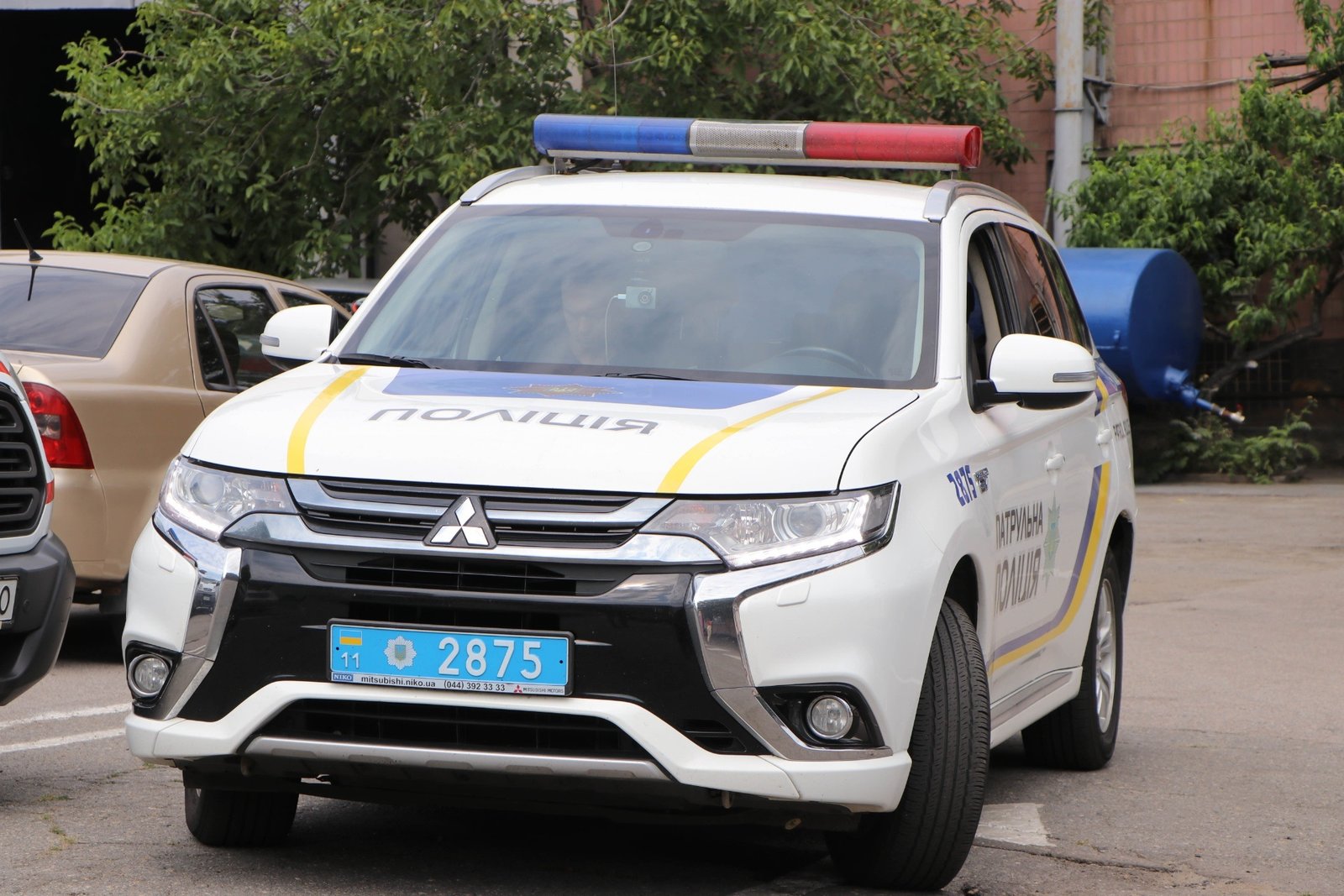 Цель - напомнить водителям о необходимости пропускать медиков, которые спешат на вызов Цель - напомнить водителям о необходимости пропускать медиков, которые спешат на вызов