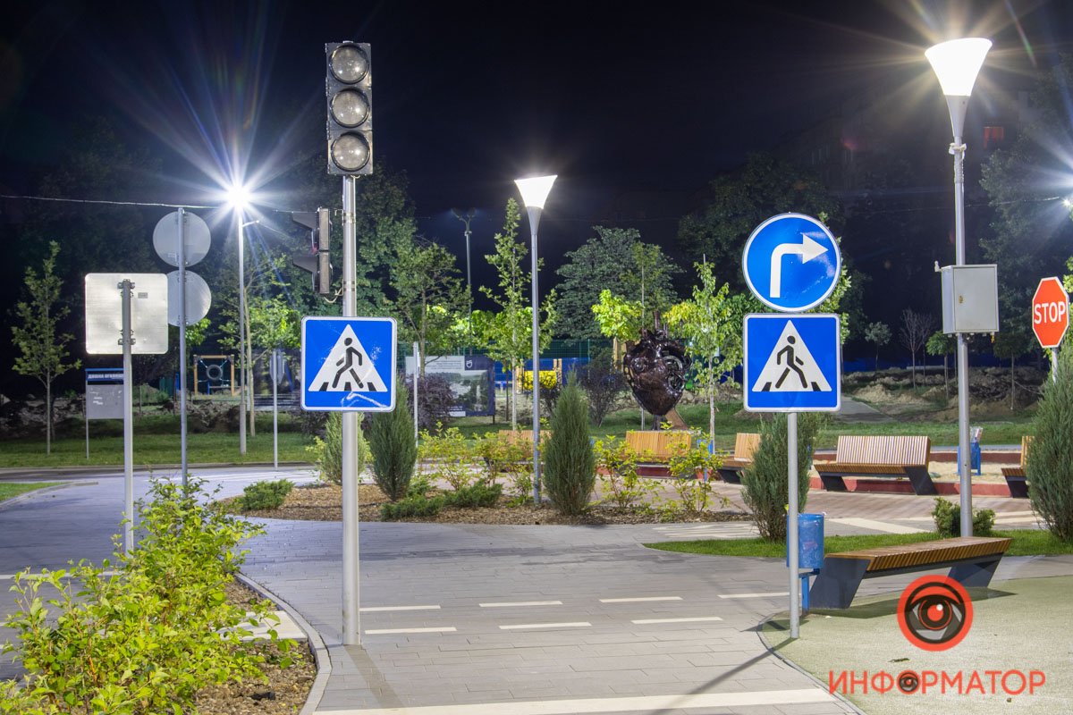 И еще пешеходы