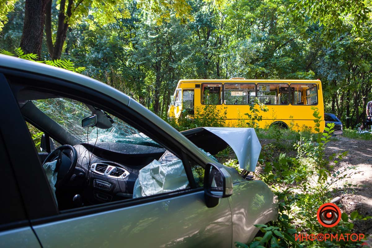 Скорая забрала мужчину в больницу №16 Скорая забрала мужчину в больницу №16