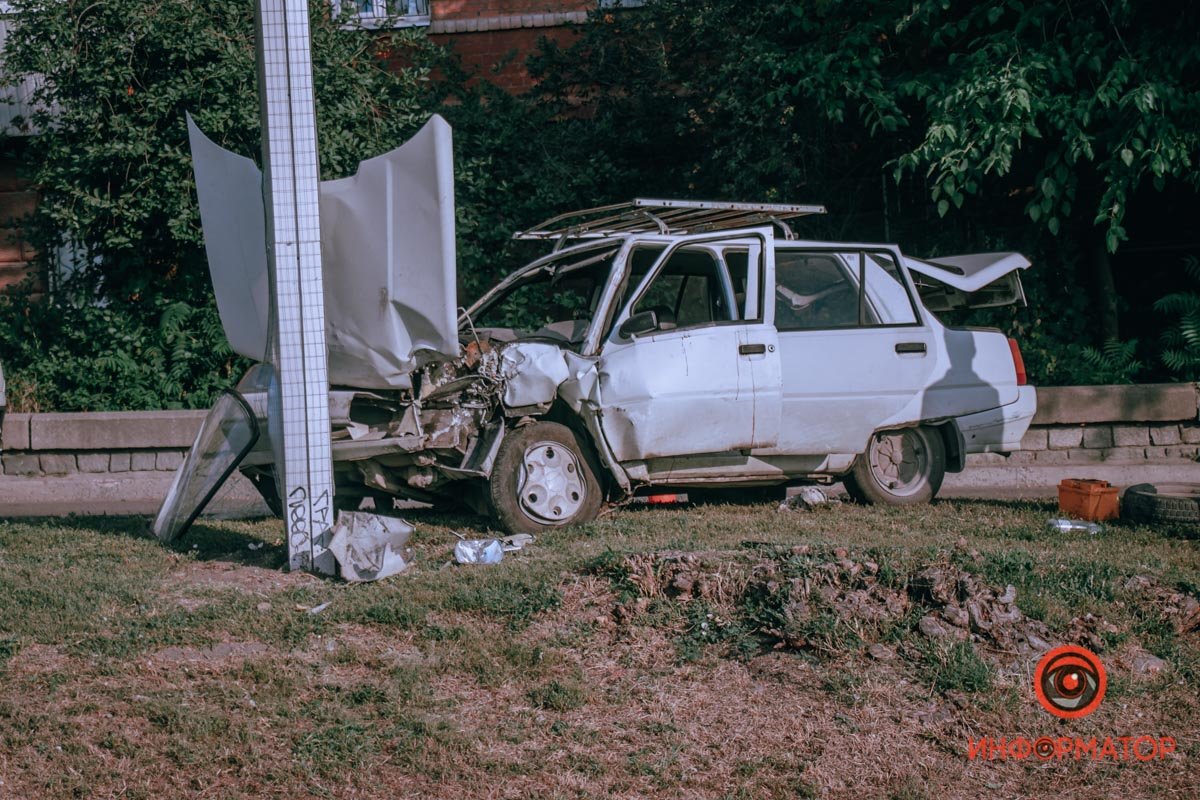В салоне мужчина находился один, пассажиров с ним не было В салоне мужчина находился один, пассажиров с ним не было