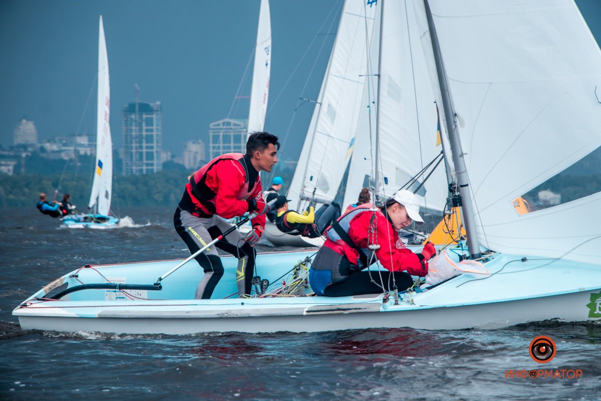 4 класса яхт, а также парусные доски RSX