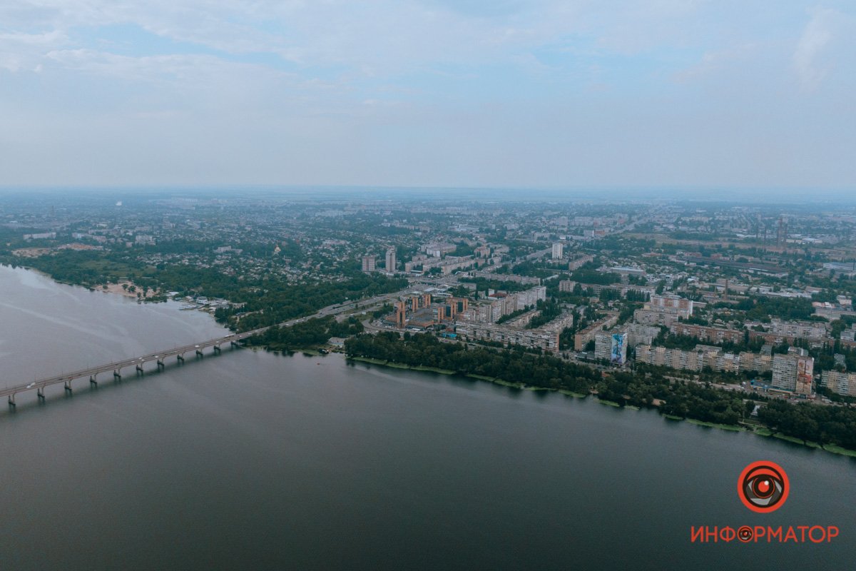 За горизонт