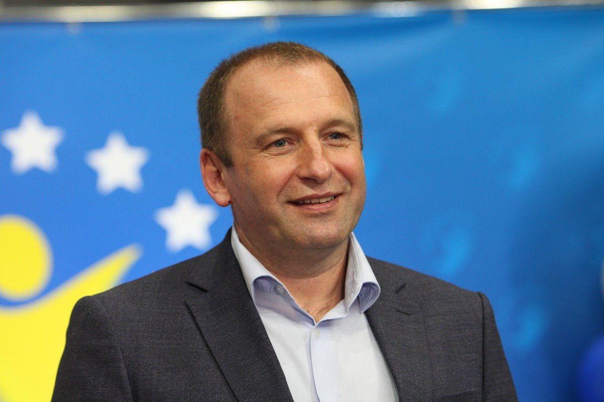 Геннадий Гуфман возглавил Днепропетровское подразделение Украинской федерации ученического спорта 15