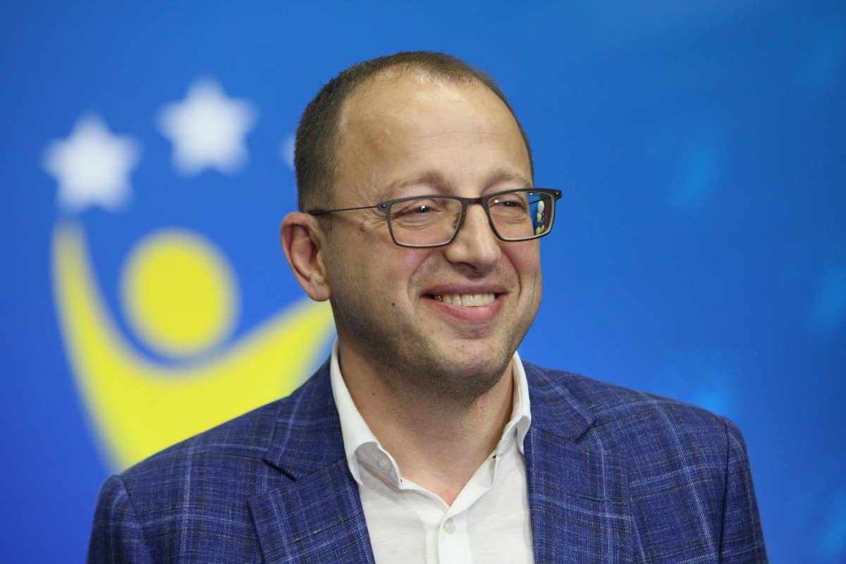 Геннадий Гуфман возглавил Днепропетровское подразделение Украинской федерации ученического спорта 16