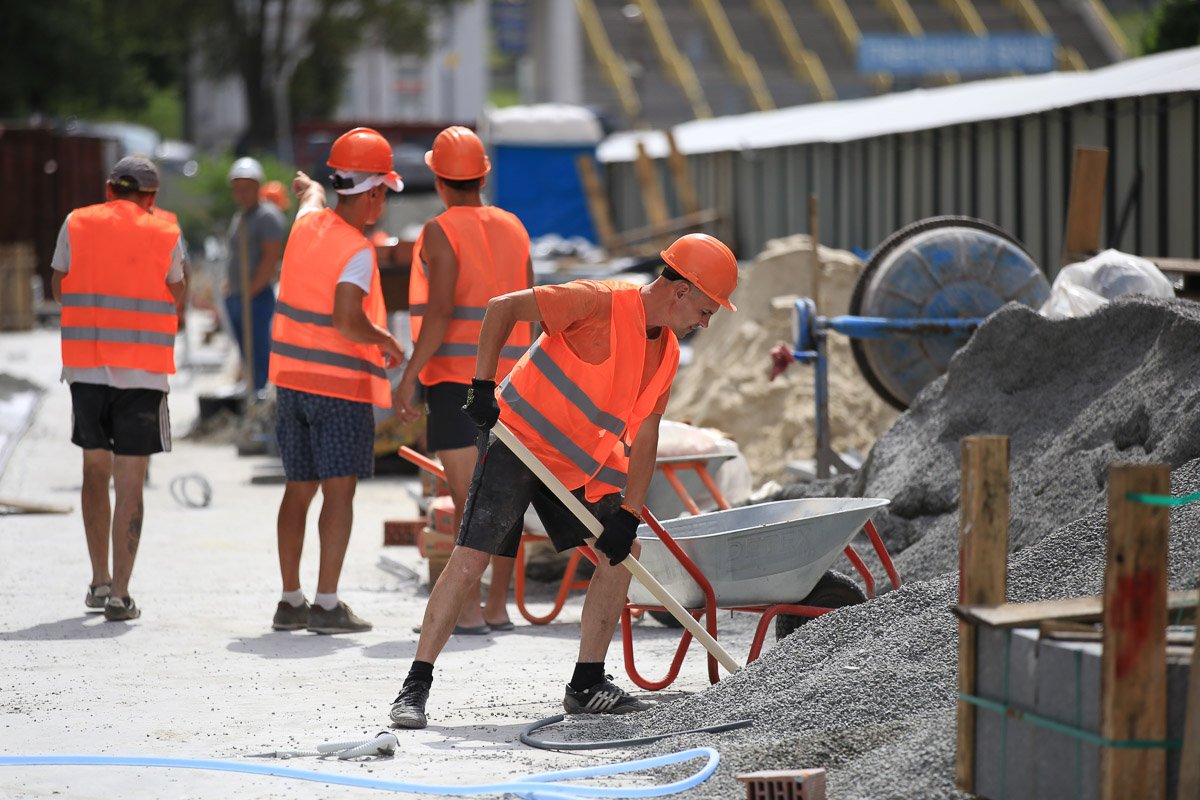 В Днепре начался капитальный ремонт бульвара Кучеревского 10