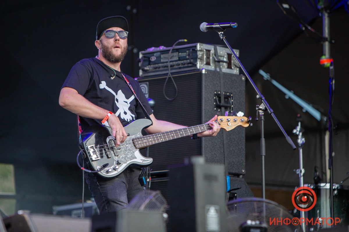 Павло Зибров, Иван Дорн, KALUSH и Space of Variations: как в Днепре прошел первый день BeZVIZ Festival 4