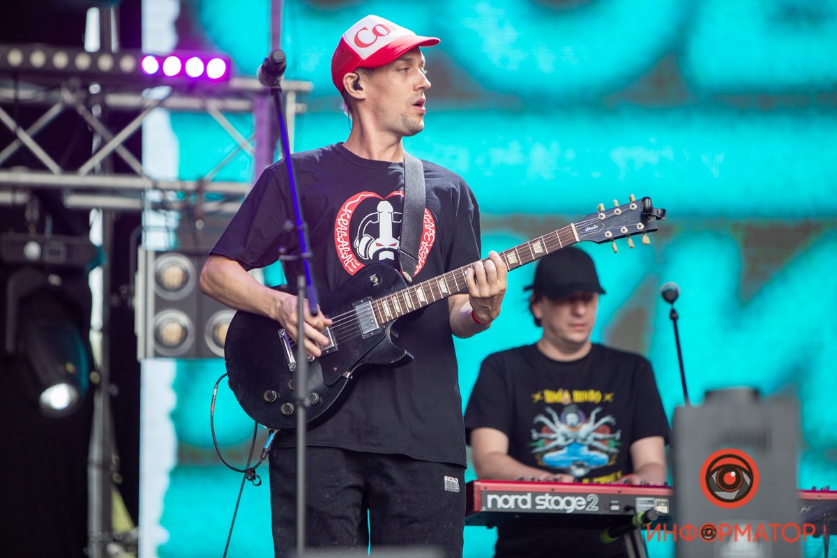 Павло Зибров, Иван Дорн, KALUSH и Space of Variations: как в Днепре прошел первый день BeZVIZ Festival 8