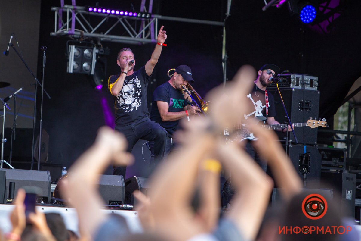 Павло Зибров, Иван Дорн, KALUSH и Space of Variations: как в Днепре прошел первый день BeZVIZ Festival 10