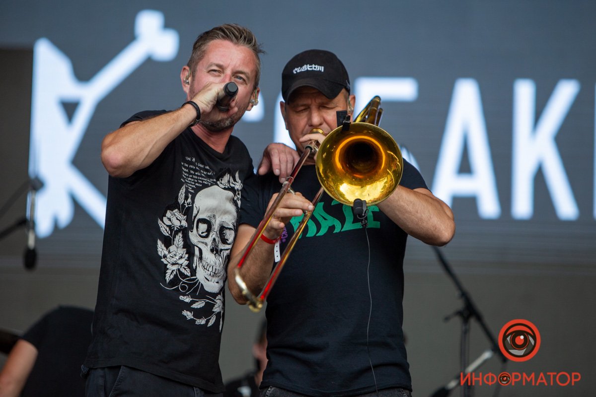 Павло Зибров, Иван Дорн, KALUSH и Space of Variations: как в Днепре прошел первый день BeZVIZ Festival 12