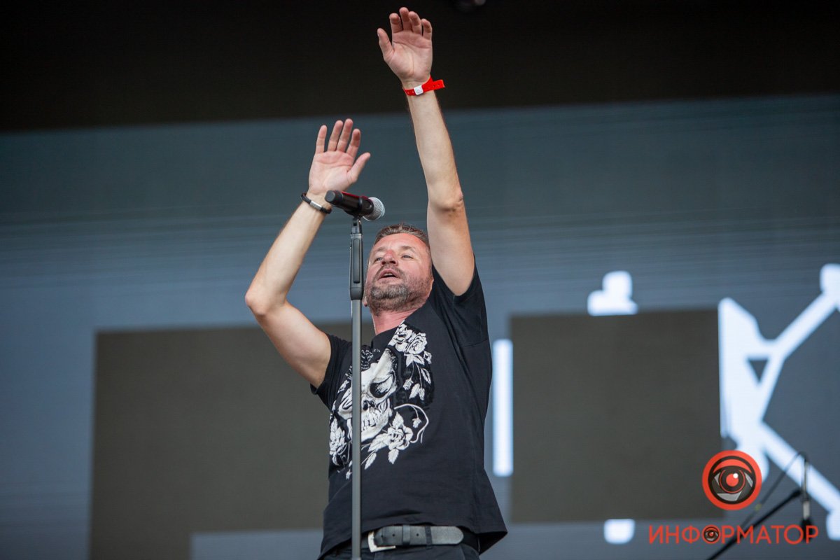 Павло Зибров, Иван Дорн, KALUSH и Space of Variations: как в Днепре прошел первый день BeZVIZ Festival 13