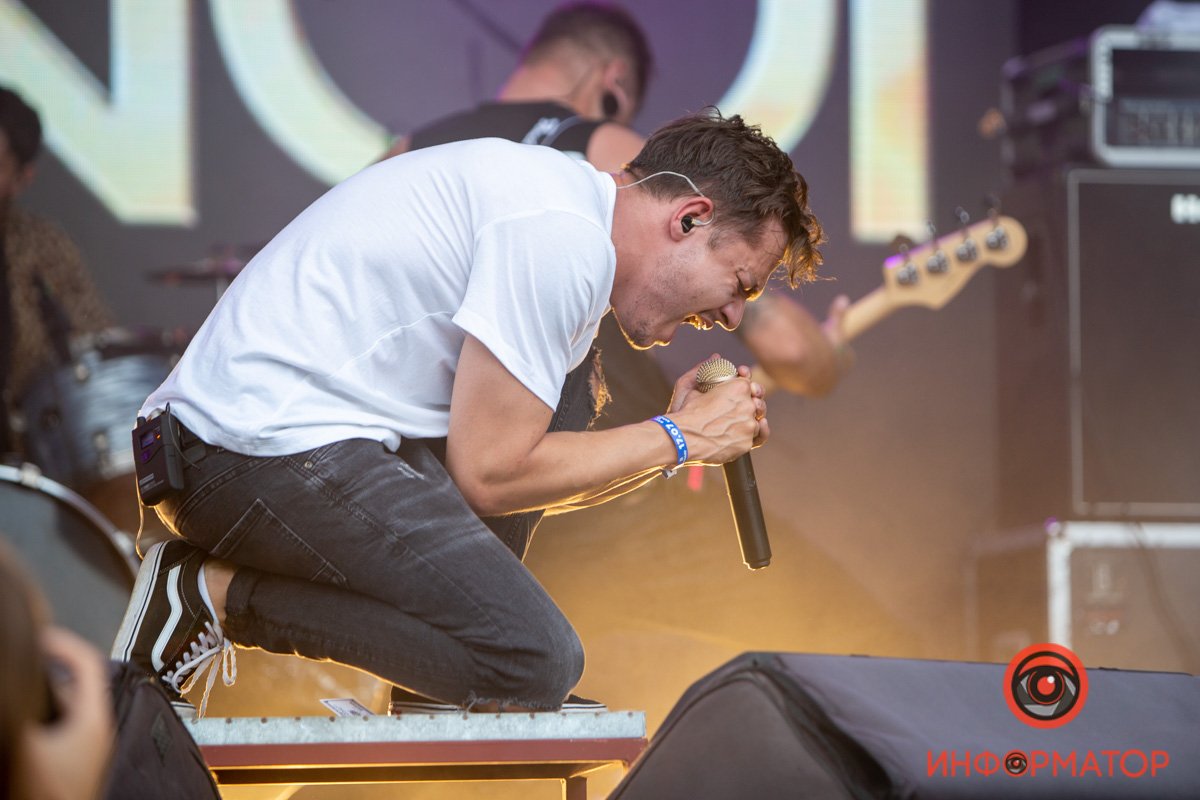 Павло Зибров, Иван Дорн, KALUSH и Space of Variations: как в Днепре прошел первый день BeZVIZ Festival 15