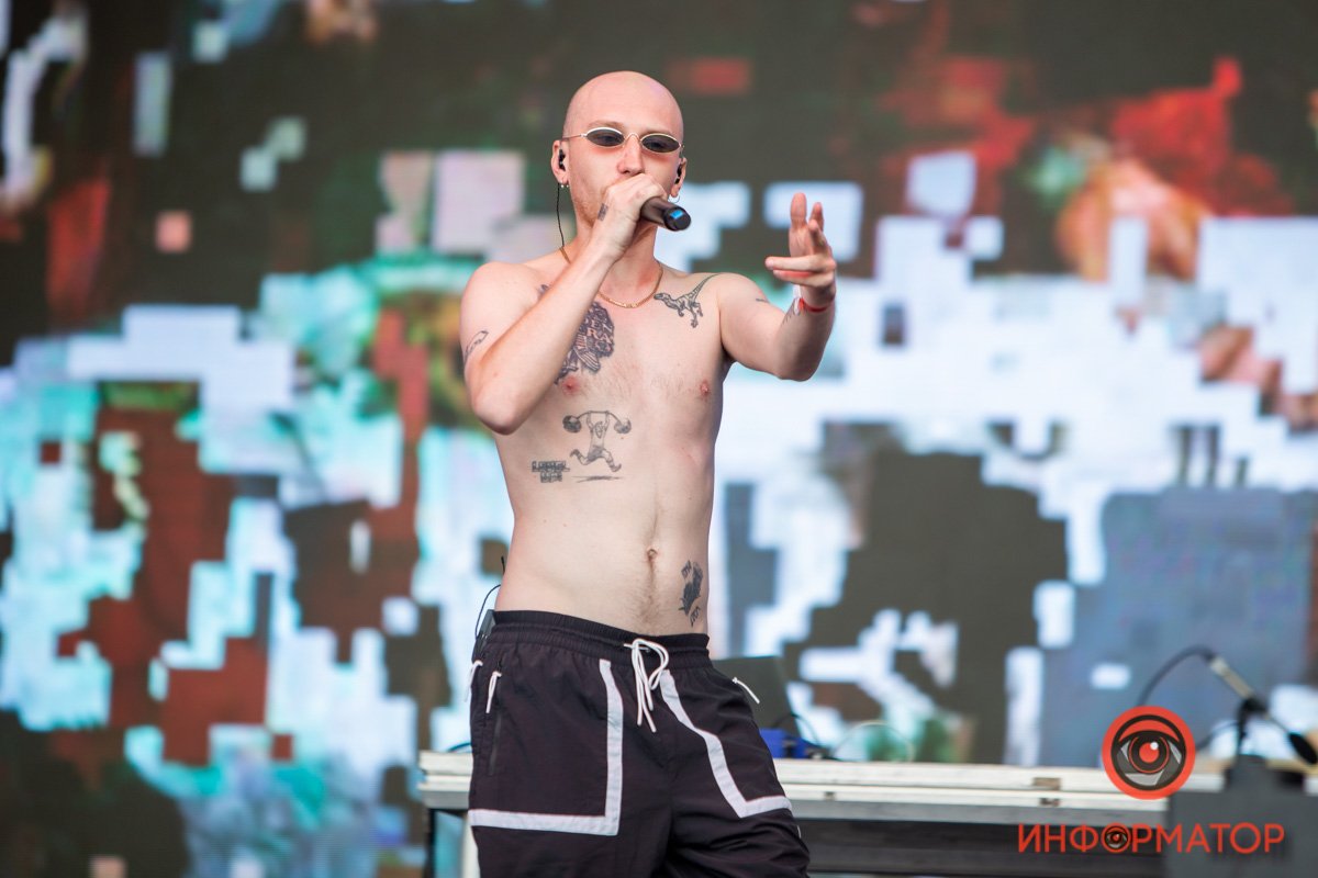 Павло Зибров, Иван Дорн, KALUSH и Space of Variations: как в Днепре прошел первый день BeZVIZ Festival 16