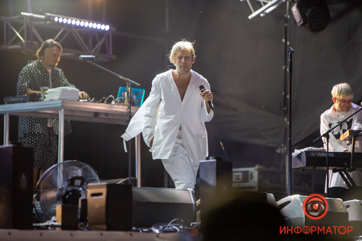 Павло Зибров, Иван Дорн, KALUSH и Space of Variations: как в Днепре прошел первый день BeZVIZ Festival 41