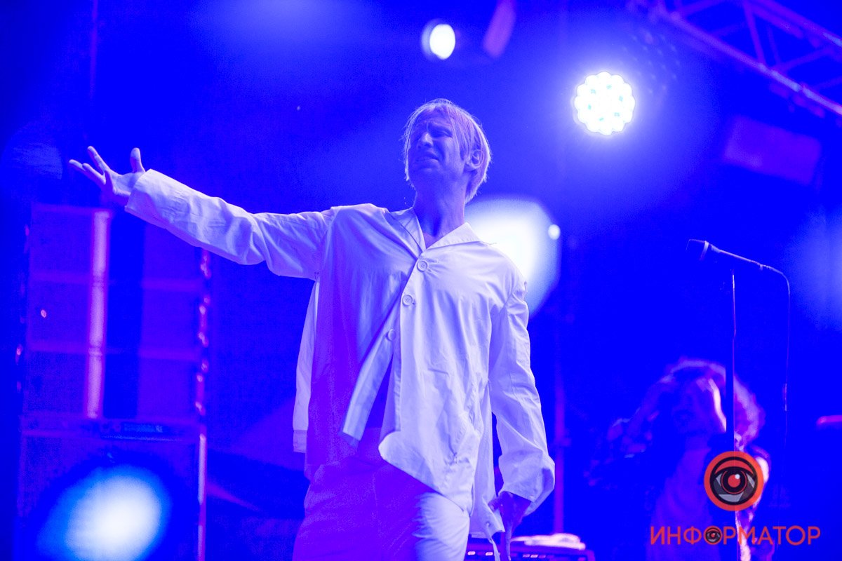 Павло Зибров, Иван Дорн, KALUSH и Space of Variations: как в Днепре прошел первый день BeZVIZ Festival 44