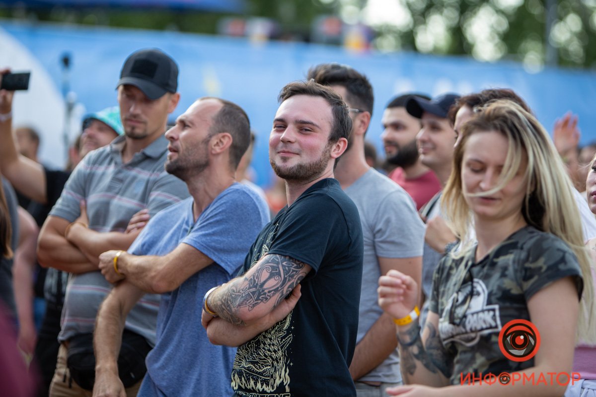 В Днепре прошел первый день BeZVIZ Festival: ищи себя на фото 1