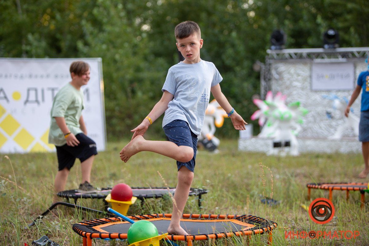 В Днепре прошел первый день BeZVIZ Festival: ищи себя на фото 32