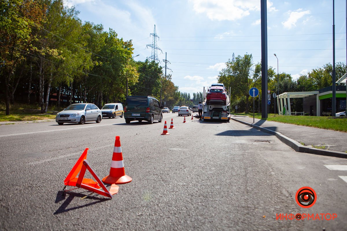 Крайняя правая полоса занята Крайняя правая полоса занята