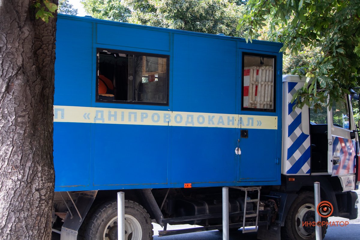 Поток воды уже прекратили Поток воды уже прекратили