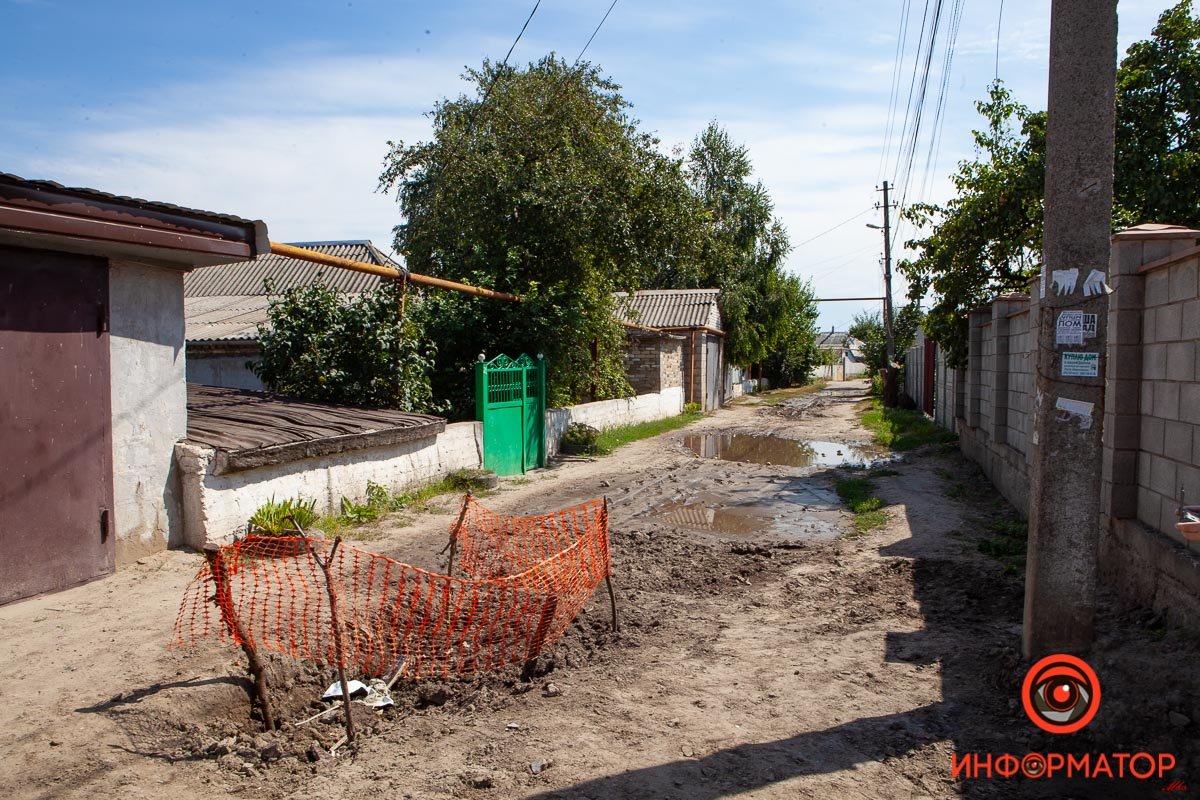 Вода проникает во дворы Вода проникает во дворы