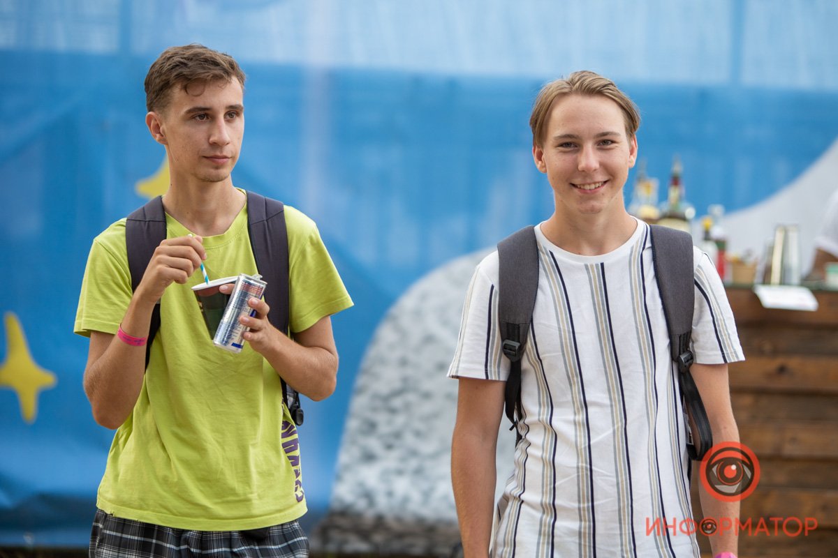 Улыбочку