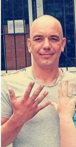 В Днепре без вести пропал 38-летний Анатолий Дзюба В Днепре без вести пропал 38-летний Анатолий Дзюба