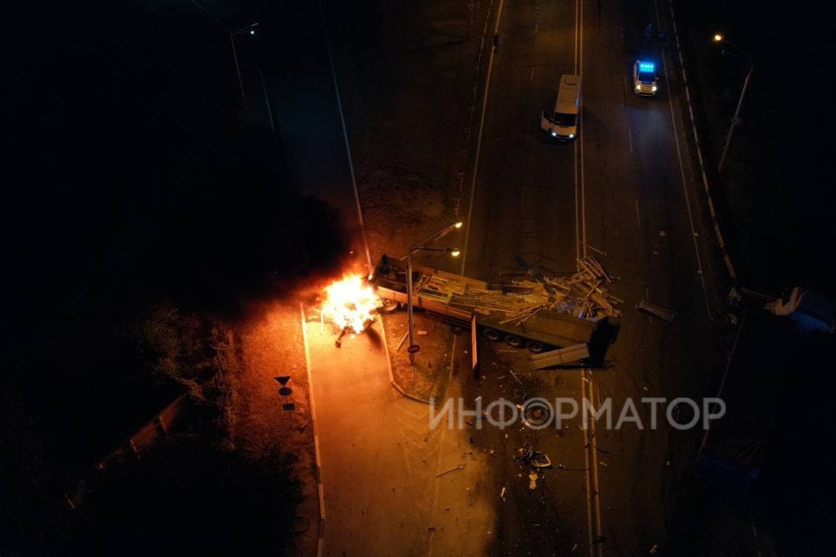 Пожар на дороге Пожар на дороге