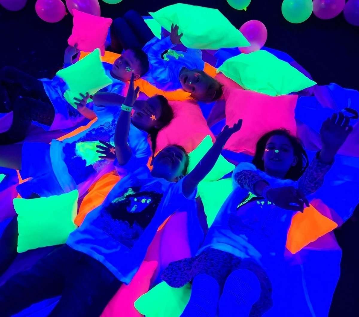 На День Флага и День Независимости в Dkids приготовили много интересного для юных патриотов 5