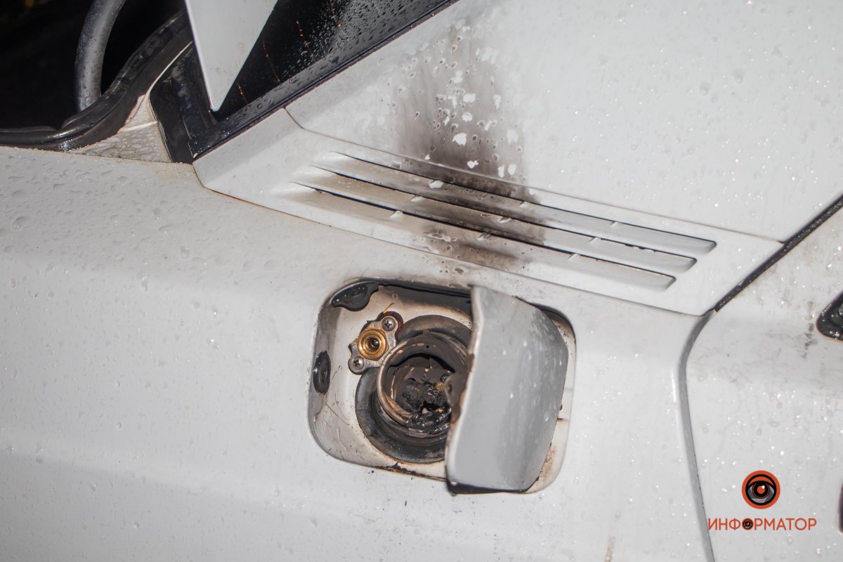 следы гари есть и на бензобаке