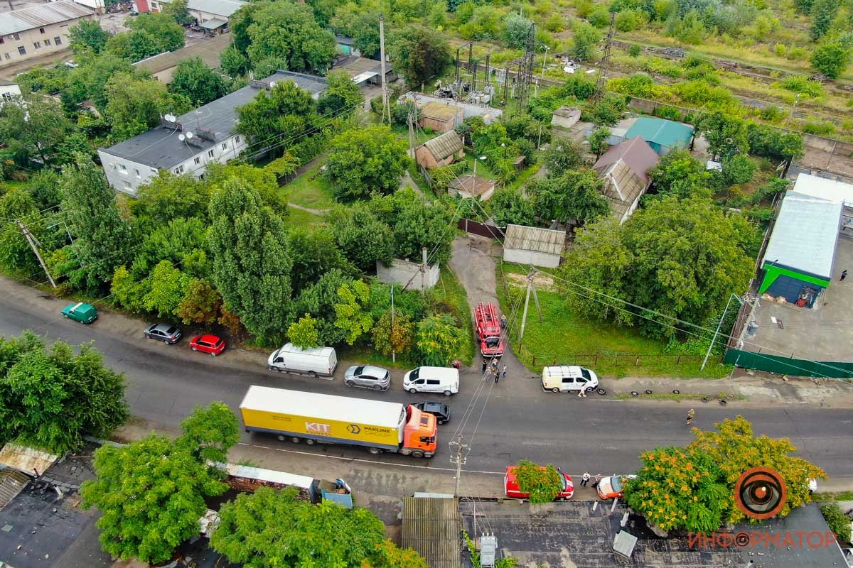 Подачу электричества восстановят в течение суток.